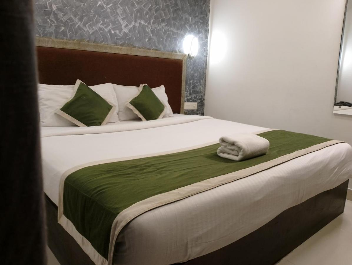 Hotel Greenlife Kochi Exterior foto