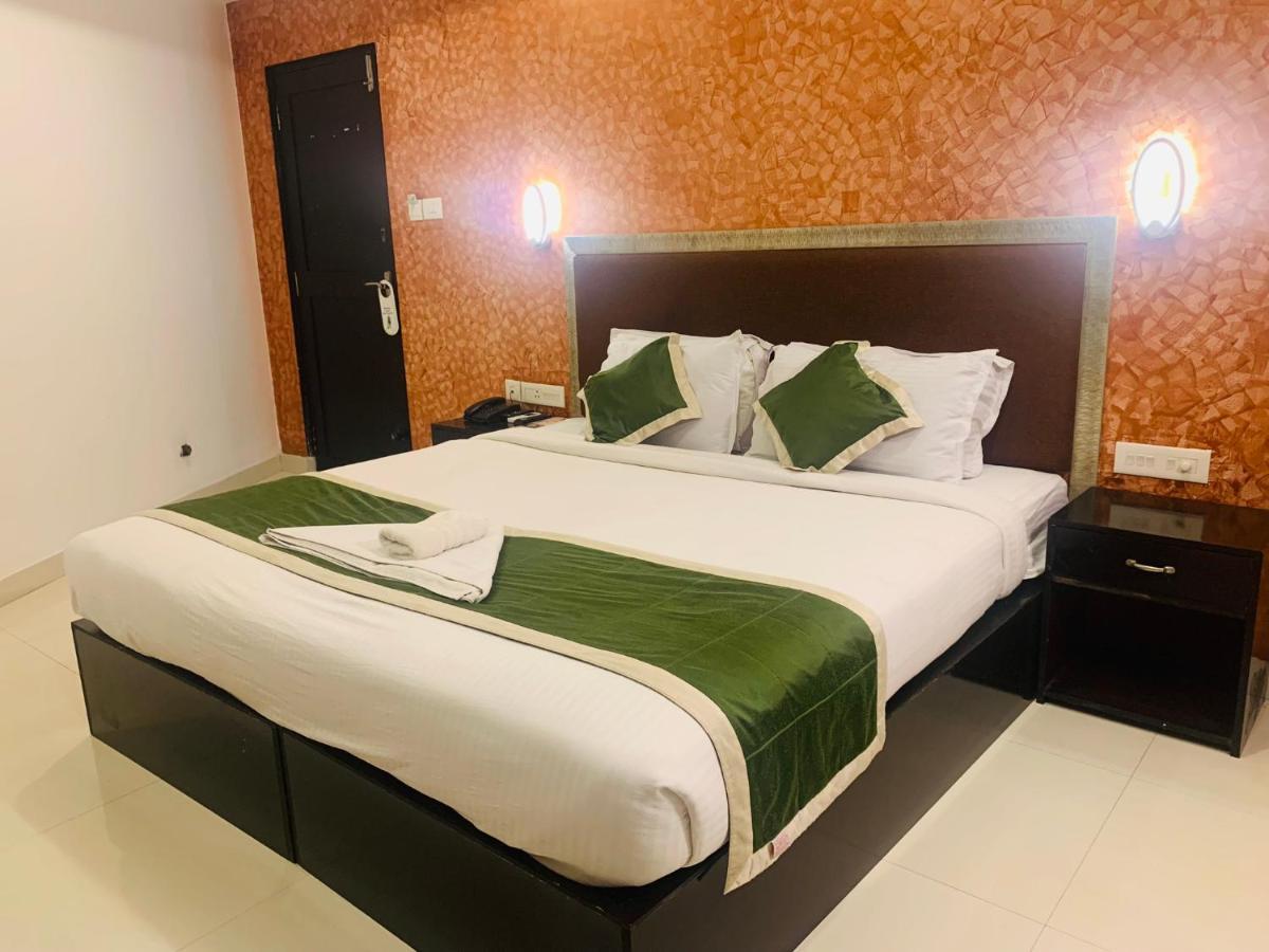 Hotel Greenlife Kochi Exterior foto