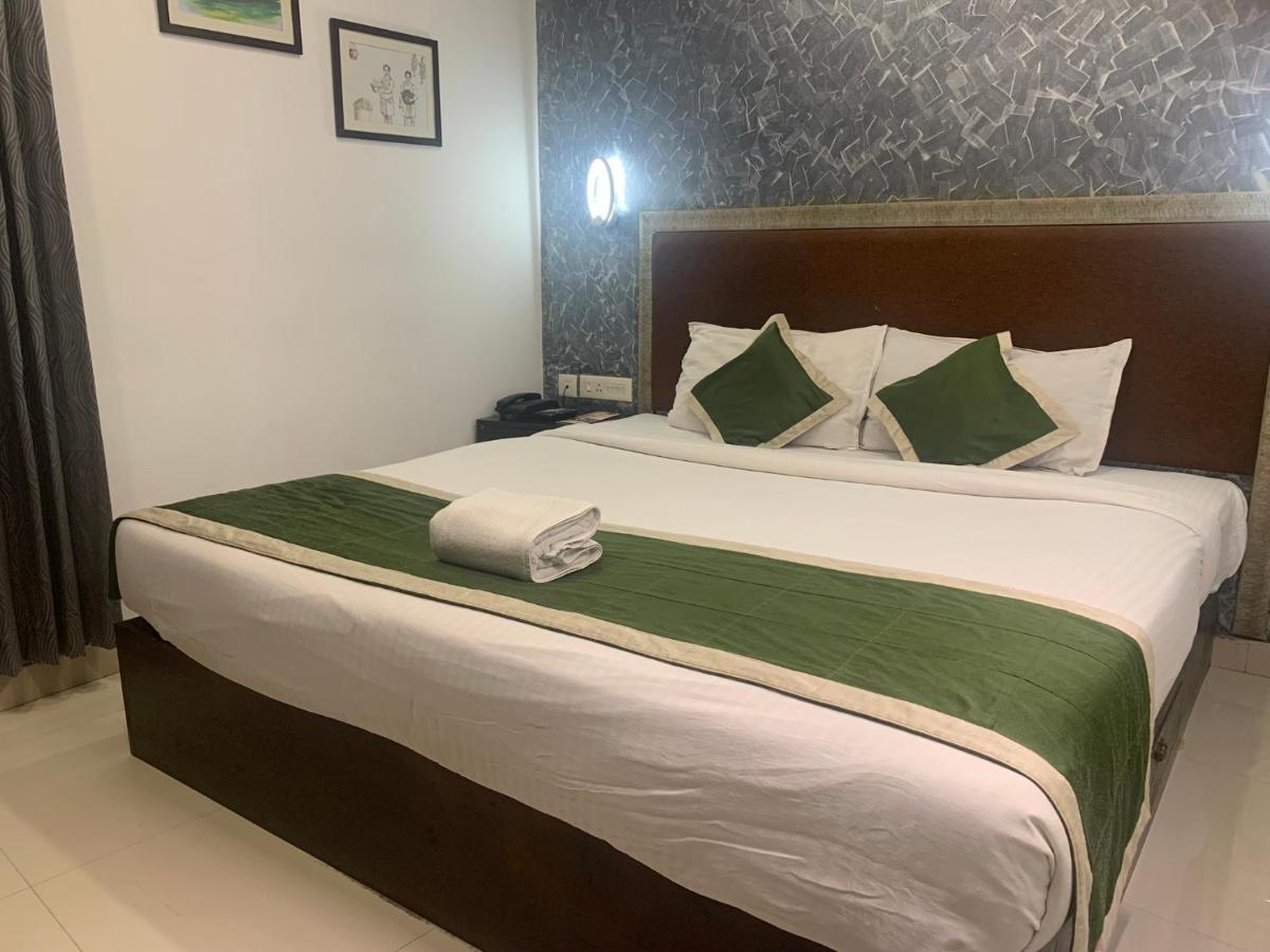 Hotel Greenlife Kochi Exterior foto